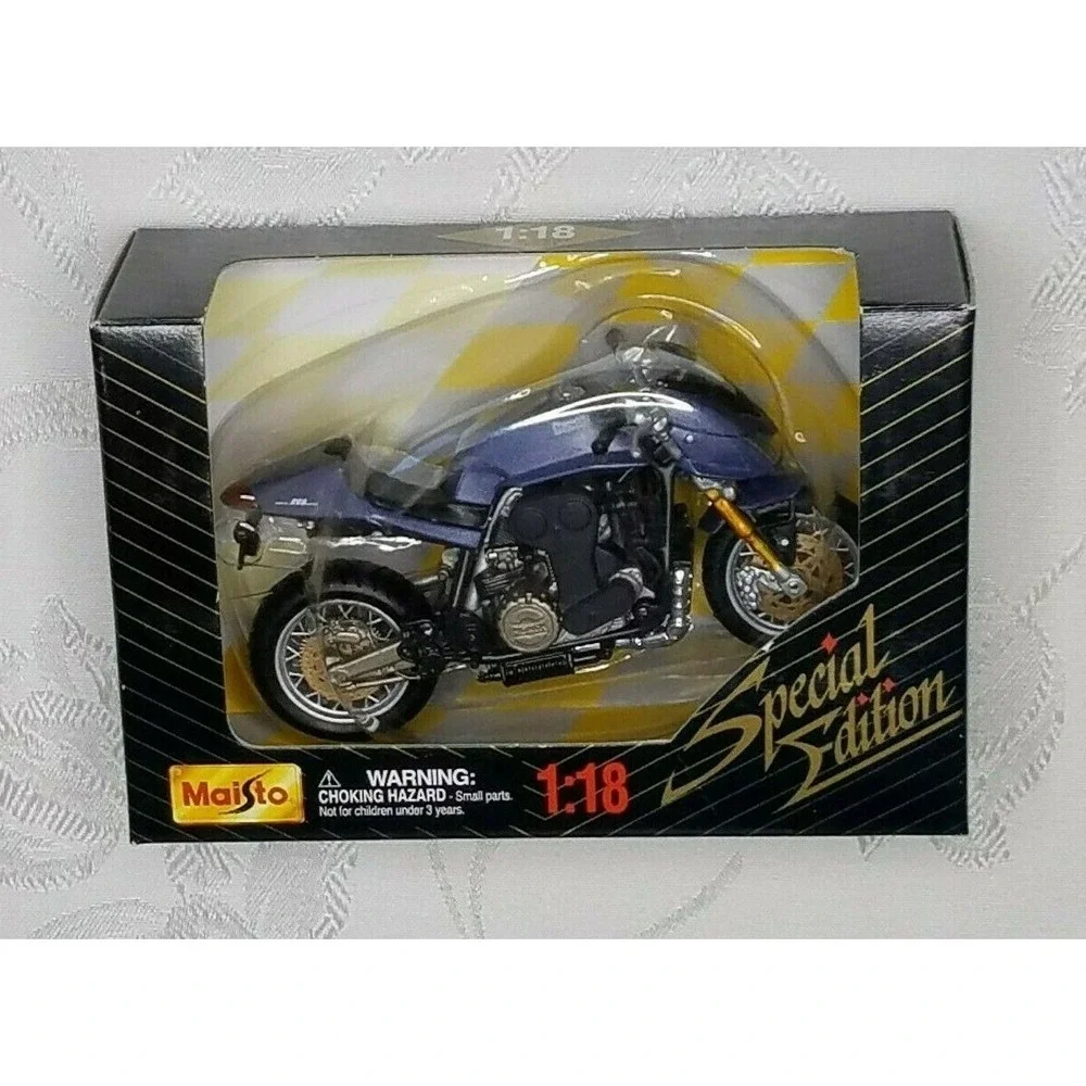 Maisto 1:18 Special Edition Gray Munch Motorcycle Vintage New In Package VHTF